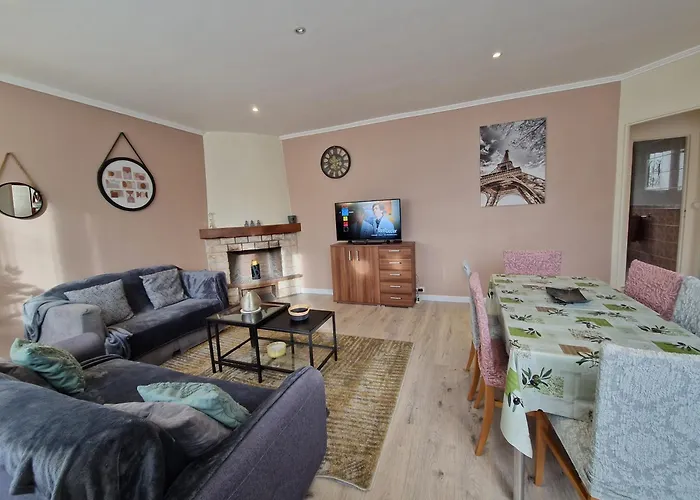 Duplex Spacieux Renove Recemment Proche Paris
