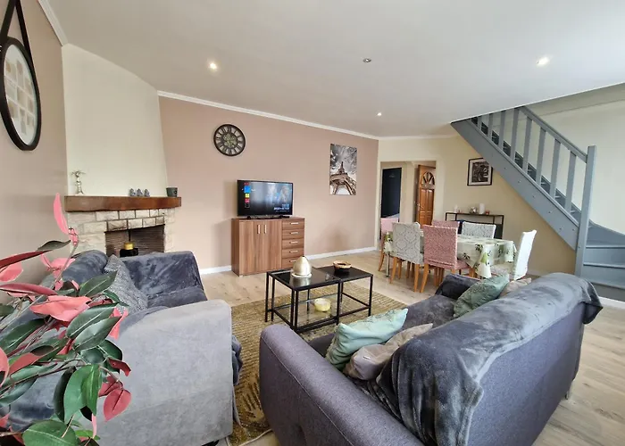 Duplex Spacieux Renove Recemment Proche Paris